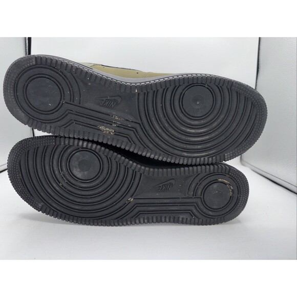 EUC Size 11.5 - Nike Air Force 1 Low Medium Olive BQ4326-200 - Picture 13 of 14